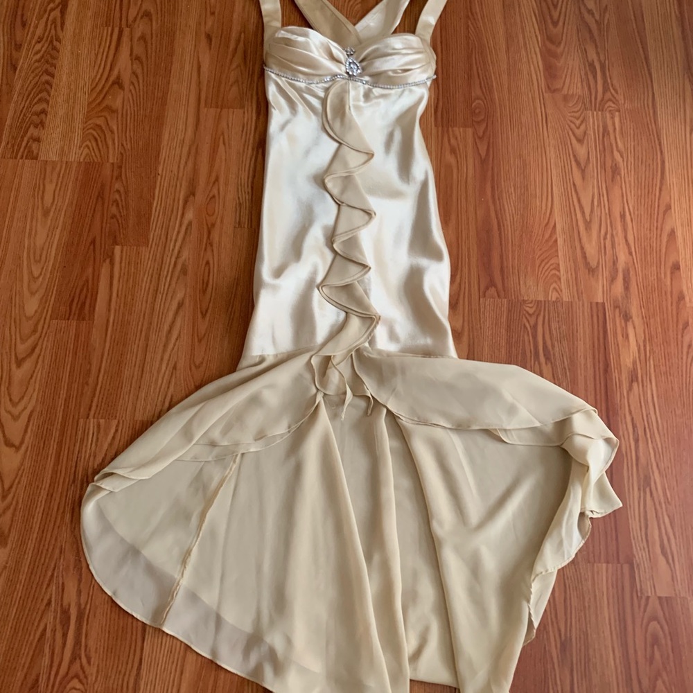 Prom gown